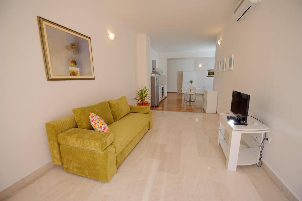 Living room, Surface: 15 m²