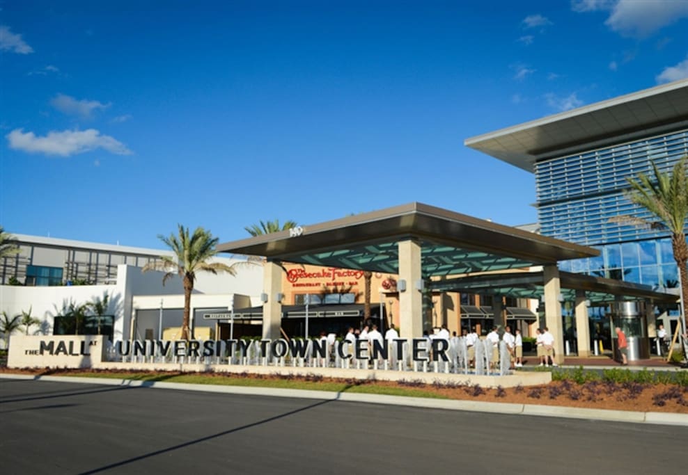 UTC The Mall at University Center Town Center