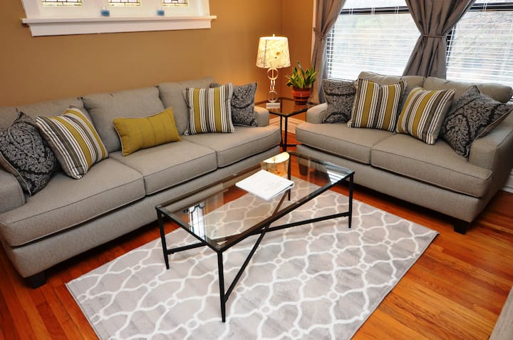 Southwest Gardens(2e) Close To Bjc & Slu Hospitals - St. Louis, MO