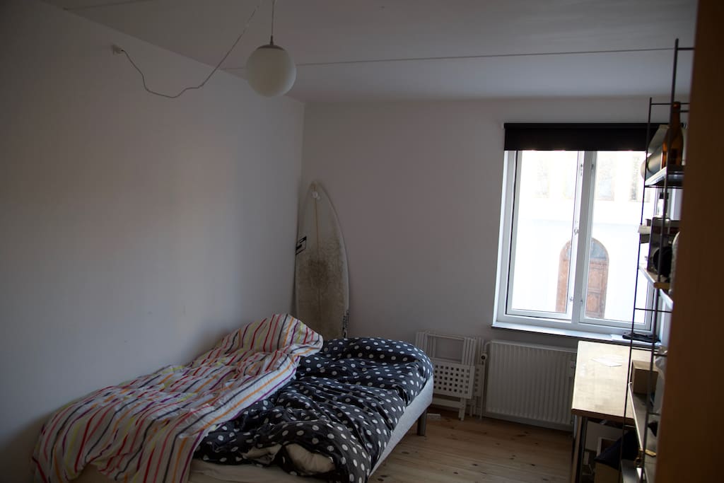 1st bedroom