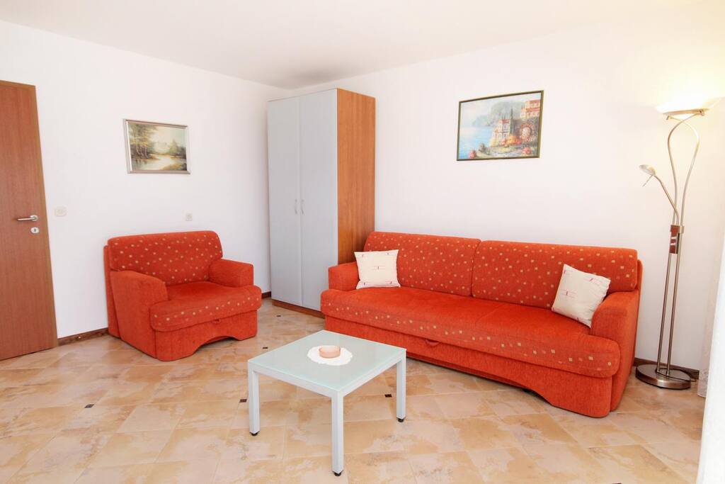 Living room, Surface: 13 m²