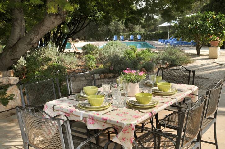Trulli Mimosa, Romantic Villa with Huge Pool gallery image 4