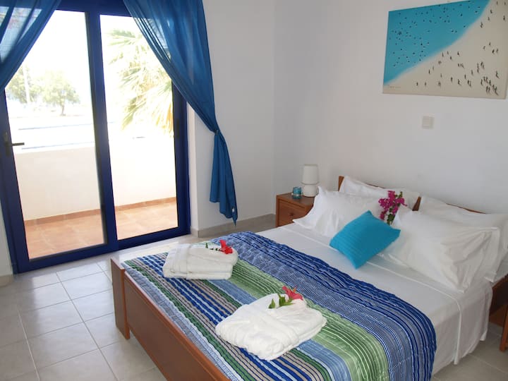  1er dormitorio con cama doble