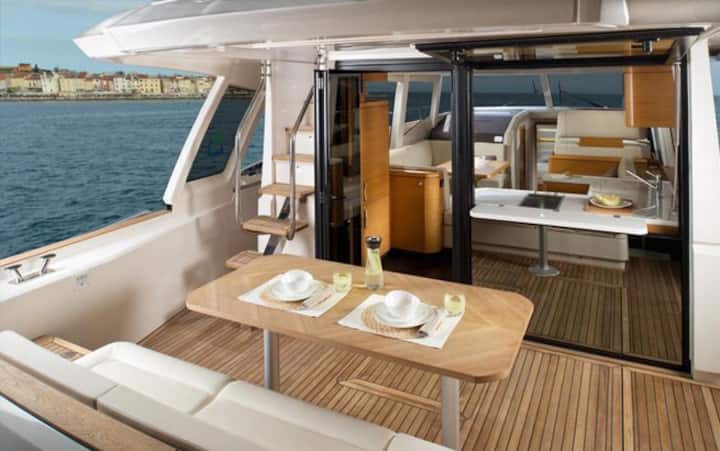 Yacht 48 Sleep On Board Boats For Rent In Troia Setubal Portugal