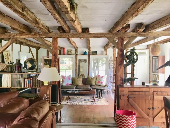 19 Century Farm House In Amagansett Walk To Beach - East Hampton, NY