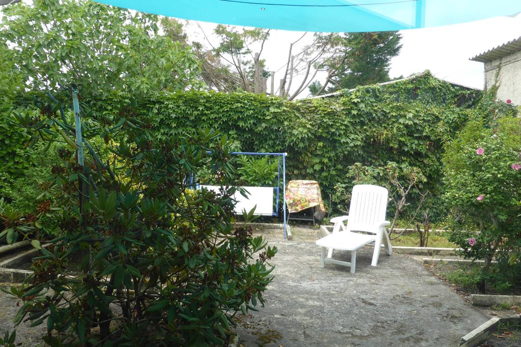 le patio (qui va etre réaménagé ce printemps 2017)