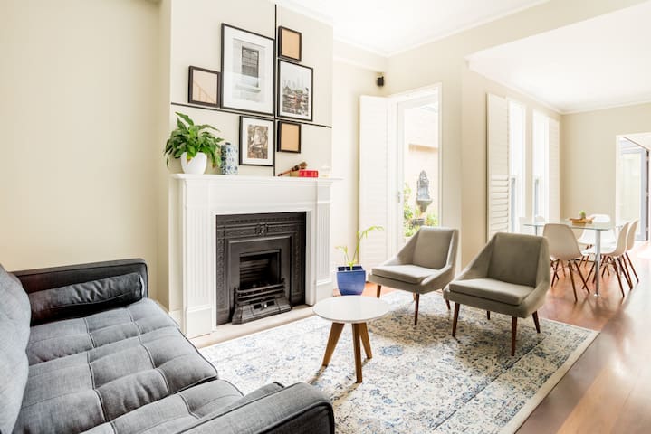 Charming terrace house in the heart of Balmain