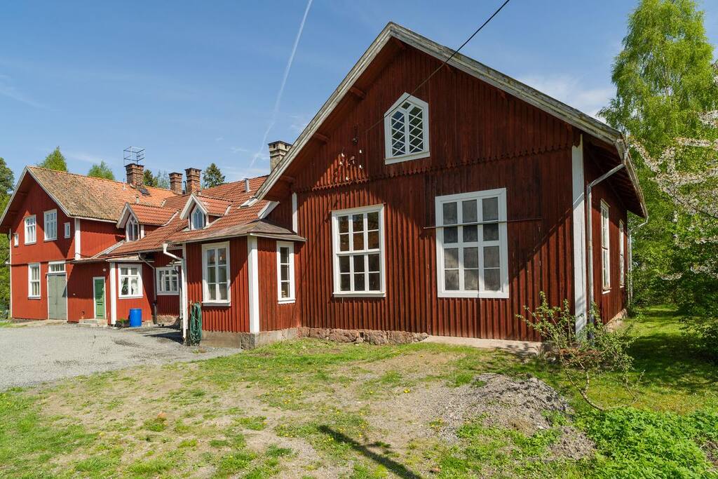 Exterior of old school building