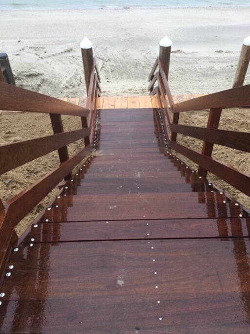 New stairs, easy steps to Peconic Bay Beach