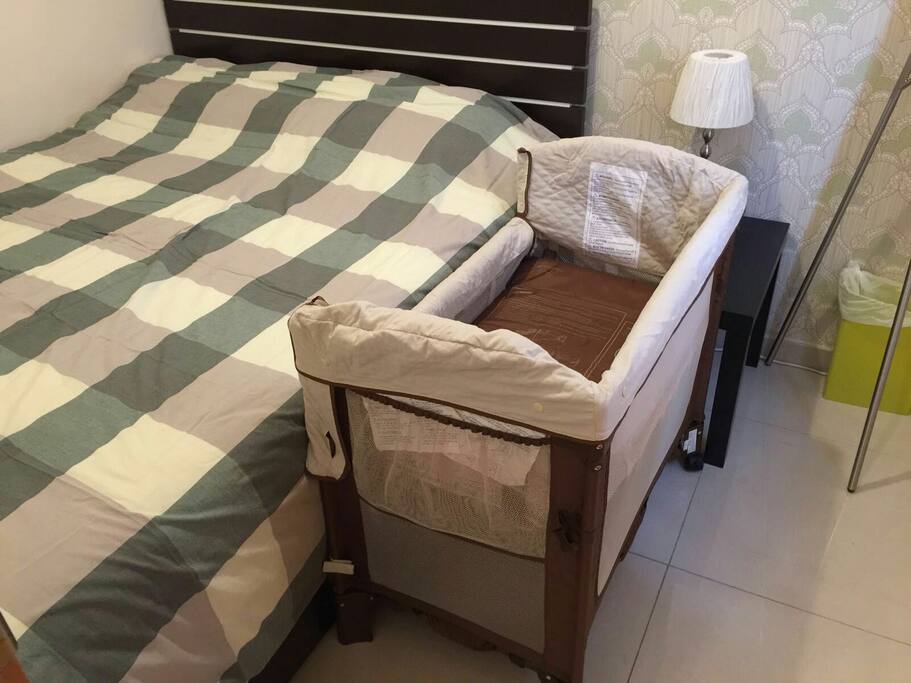 Big Master Room with Baby Bed