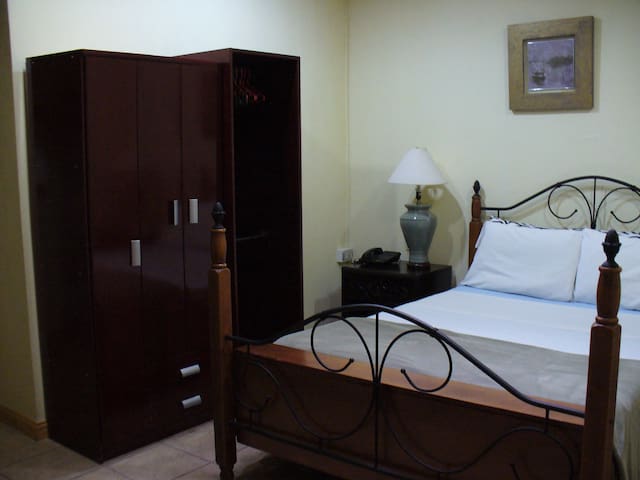 Aparthotel Don Francisco managed Airbnb listing 3