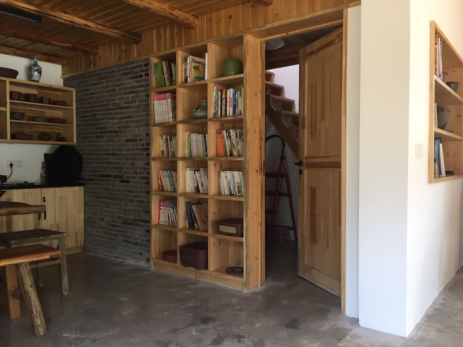 阁楼房间入口