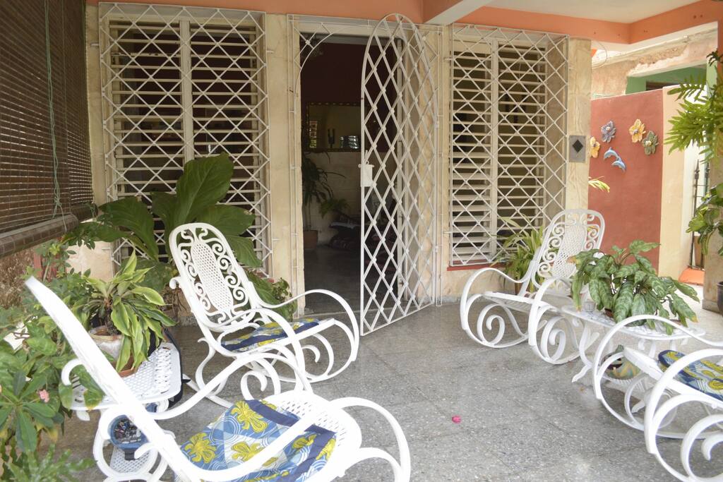 Portal casa - espacio compartido con familia