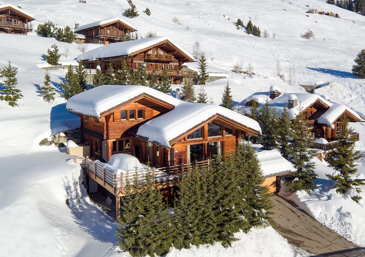 Ski or Tanning in Verbier? Up to  you...