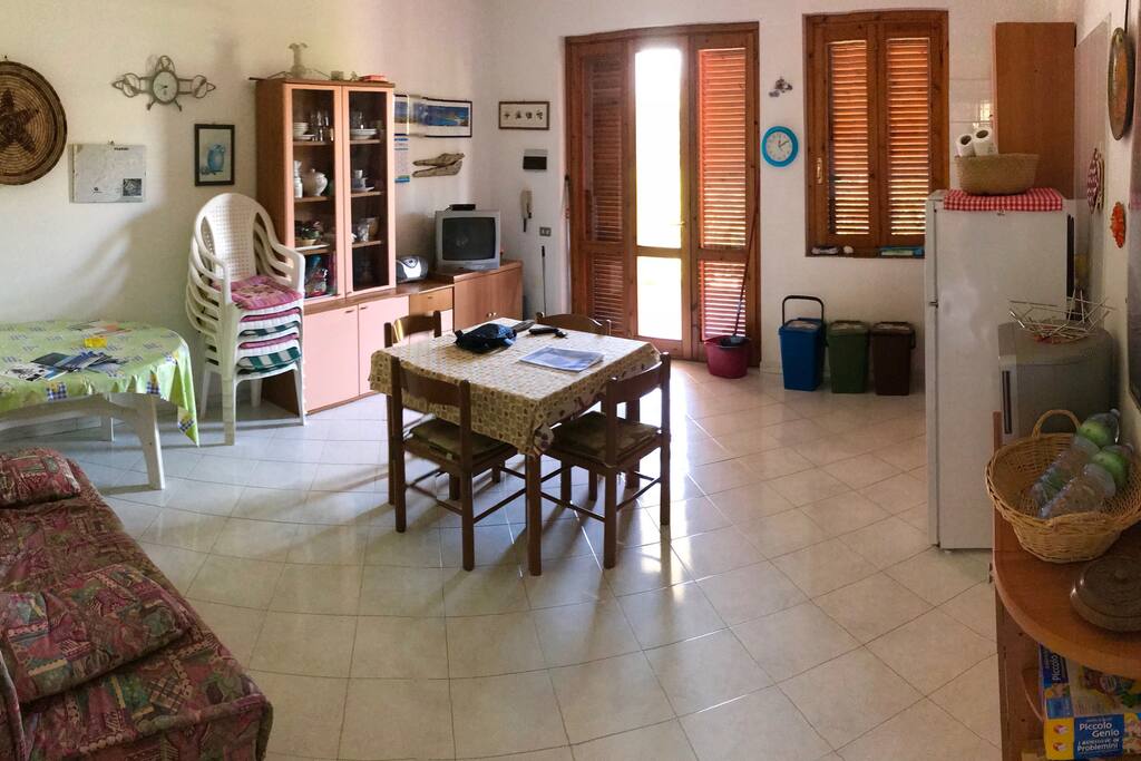 Panoramica ingresso-cucina