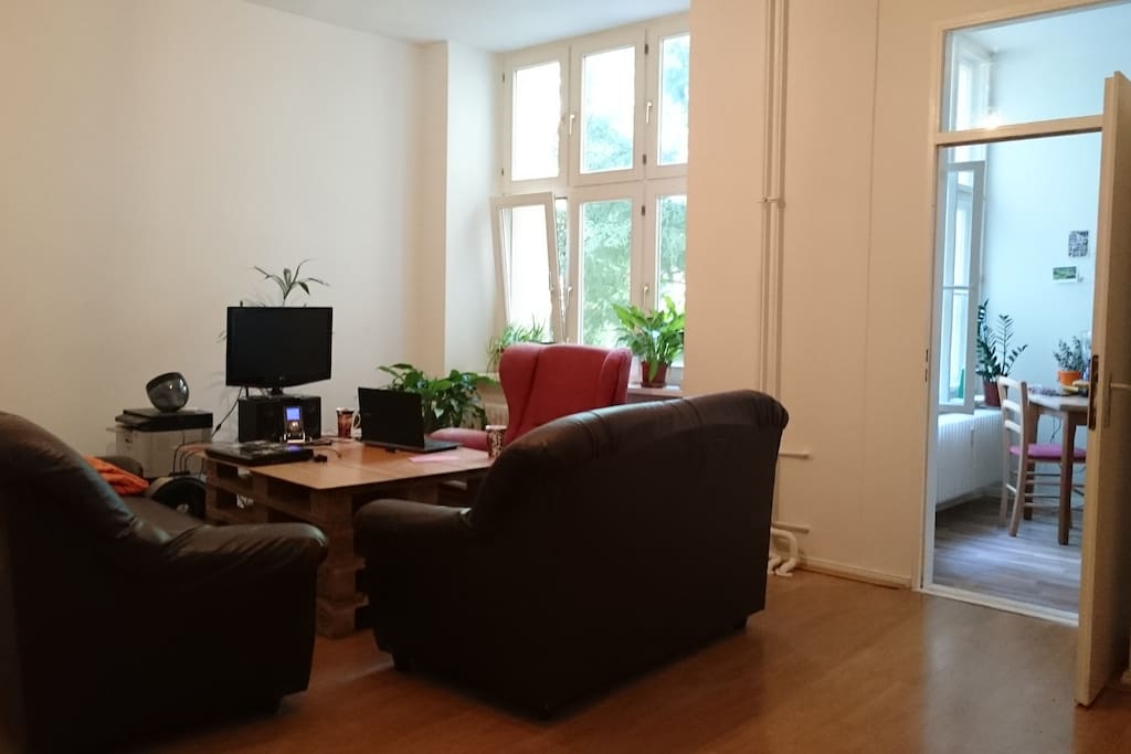 Wohnzimmer / Living room