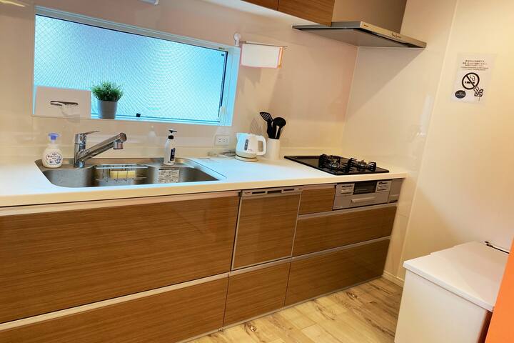 【中井2】新宿1駅5分/広々3LDK貸切/ベッド3台・2BDL/床暖房＆大型キッチン完備の快適ハウス gallery image 3