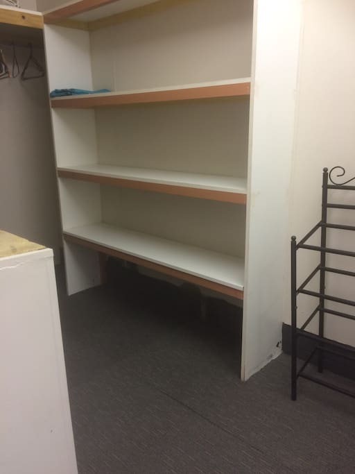 Walk in robe/dressing area