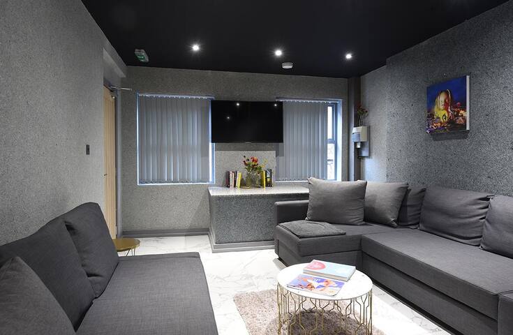 (NQ)Back Turner Townhouse slps 22 Mcr City Centre gallery image 5