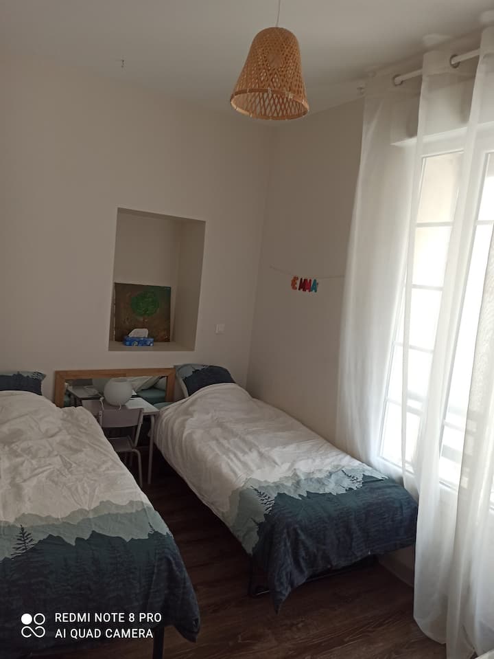Yataq otağı 2