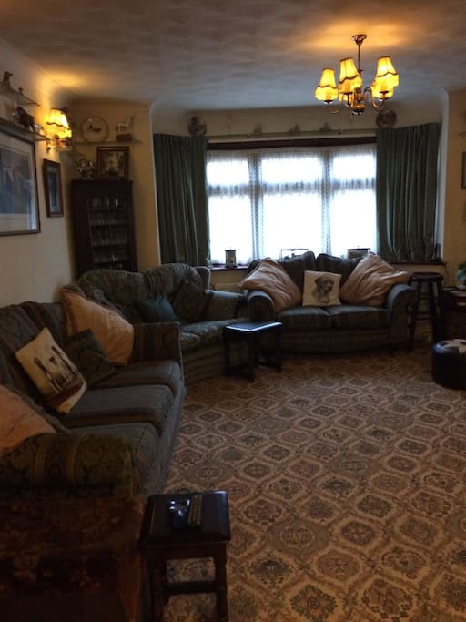 Guest sitting room
