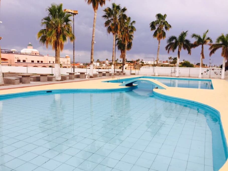 Loma Bonita Pool