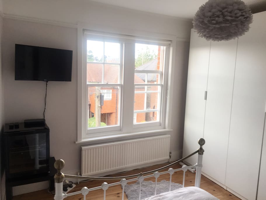Bright & Spacious Double Room (2)