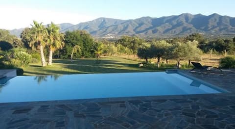 New apartment, swimming pool and terrace with view