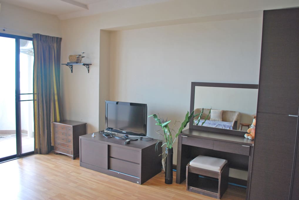 Mordern Furnitures