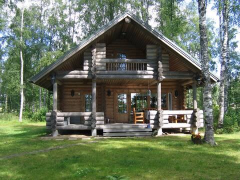 Koskelan Huvila - Cottage by the lake, sauna, wifi