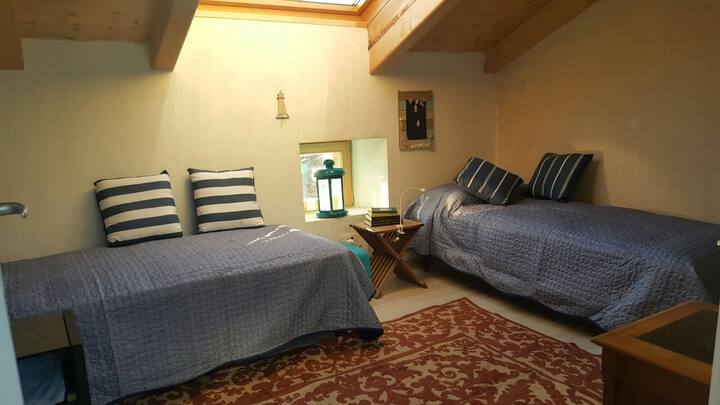 Habitación individual con baño privado