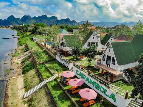Carambola Bungalow with mountain and garden view