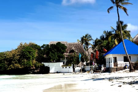 Fisherman's Cottage      On The Beach