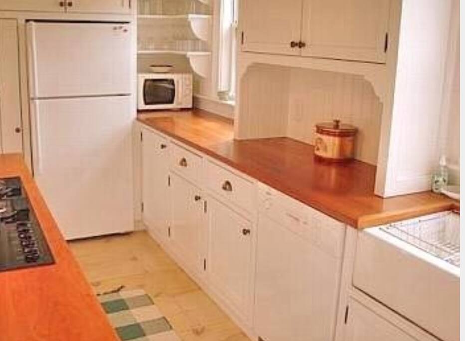 Fully stocked kitchen