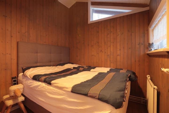 חדר מס '3 
מיטה זוגית 160x200 סמ. 
מיטה חדשה מאז 2018, מאוד נוחה