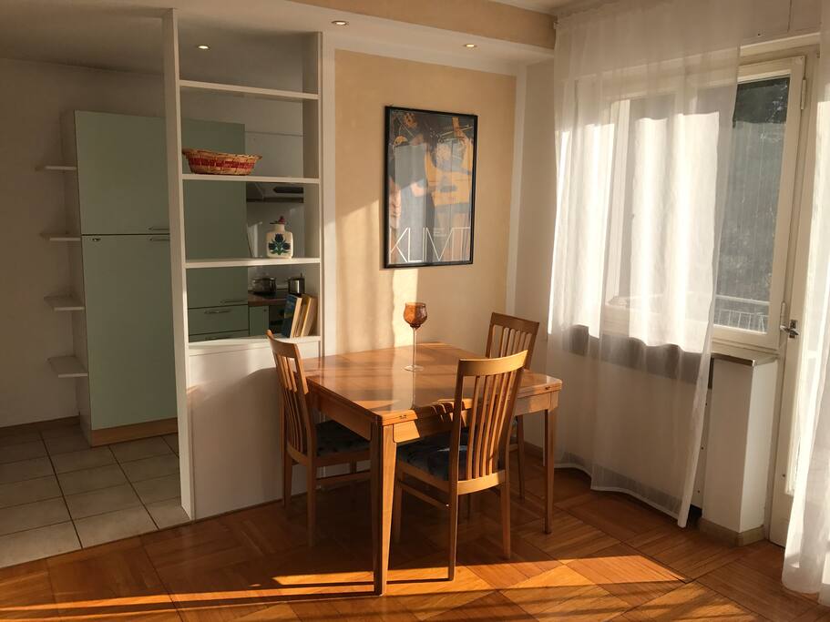 Il salotto - das Wohnzimmer - The living room