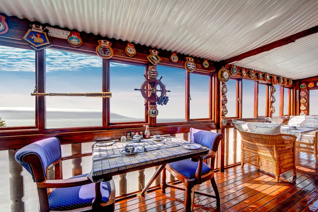 The " Captains Bridge " with spectacular views over False-Bay.