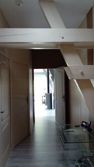 Couloir chambres