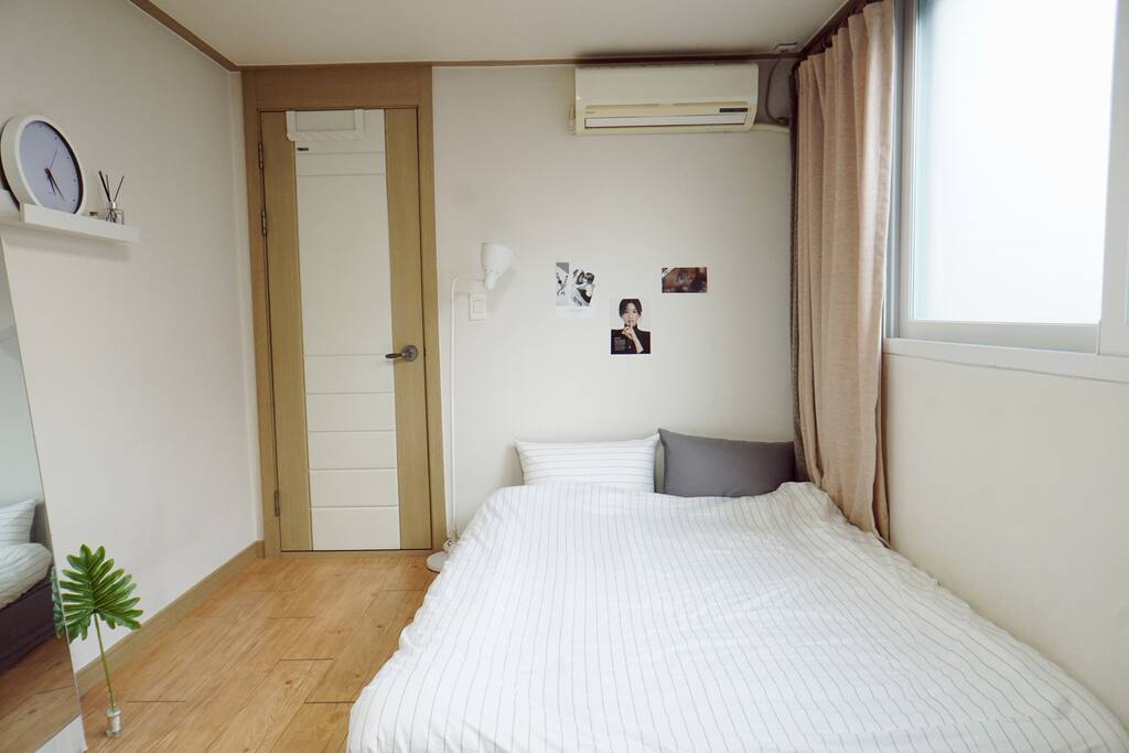 Queen Bed