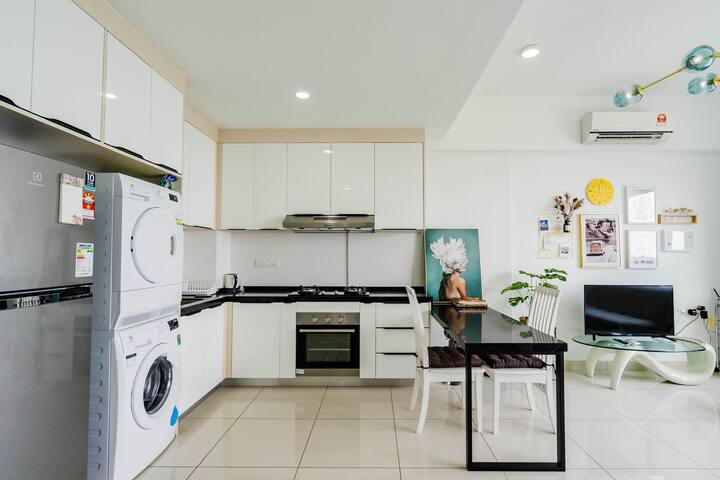 Seaview Studio Queensbay Wifi Ftz Airport Spice Condominiums For Rent In Bayan Lepas Penang Malaysia