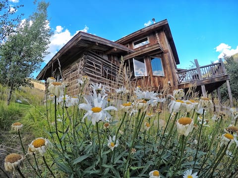 Yellowstone Custom Home Awaits You