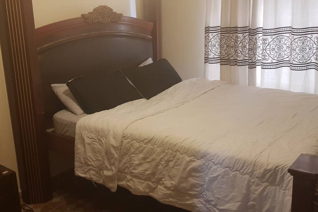 king size bed