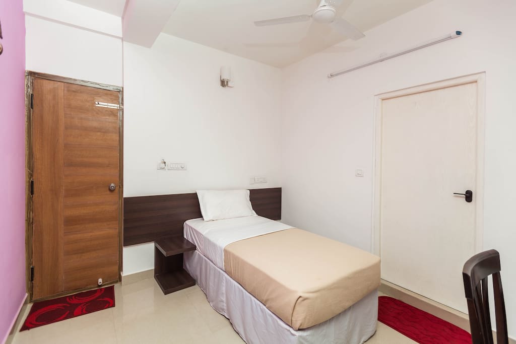 Clean and comfortable single bed.