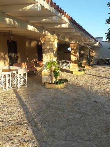 Masseria Mattiani XVII cent. swimming pool jogging gallery image 3