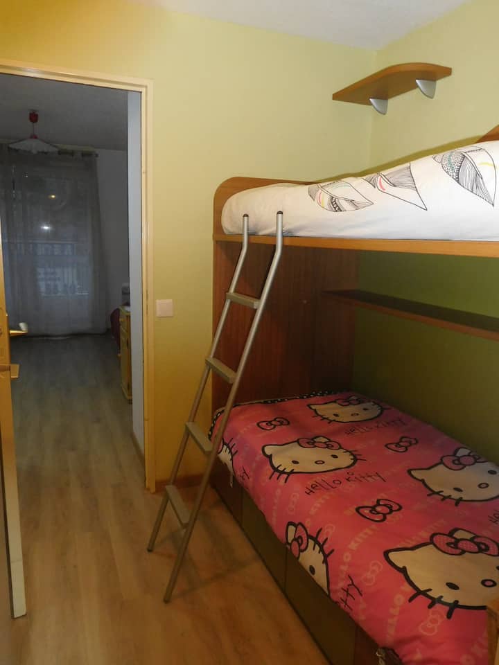 Alcove s poschodovými posteľami 