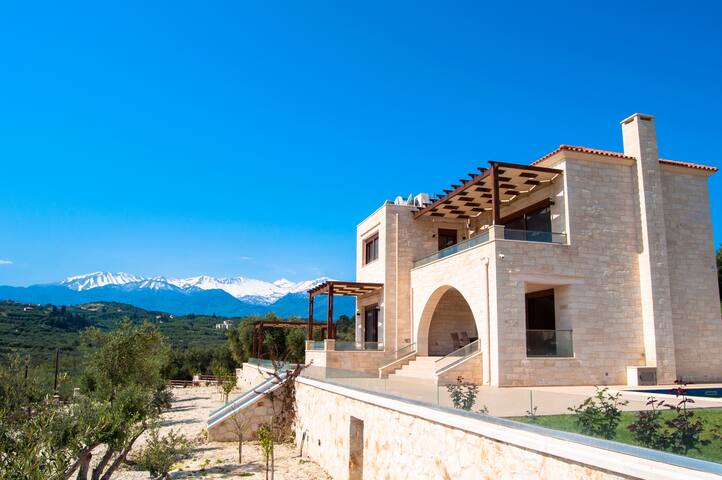 Levanda Luxury Stone villa in Kera gallery image 3
