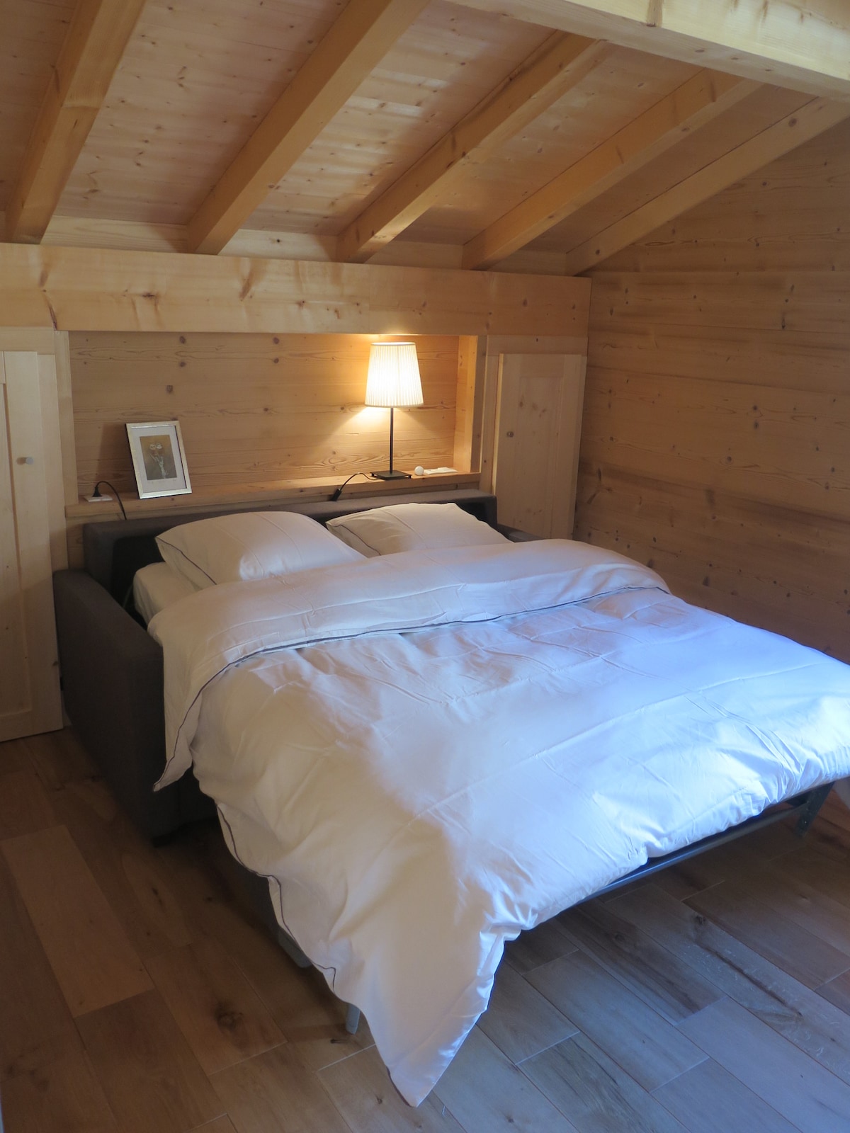 Chambre n°4 - 1 canapé-lit 2 places - 2e étage