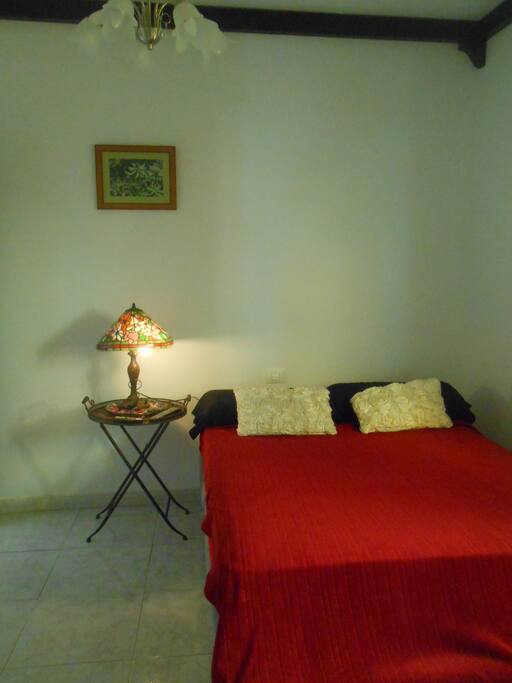 habitación de matrimonio/room with big bed