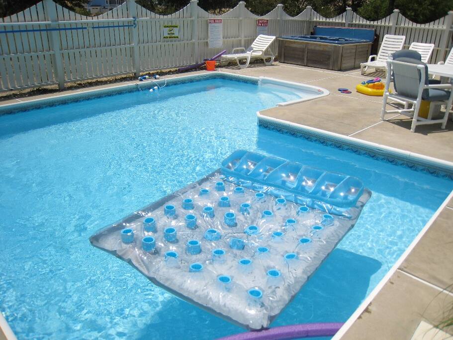 HK02: Sea Biscuit | Pool Area