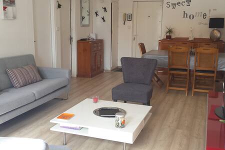 Agréable chambre calme et idéalement bien située !